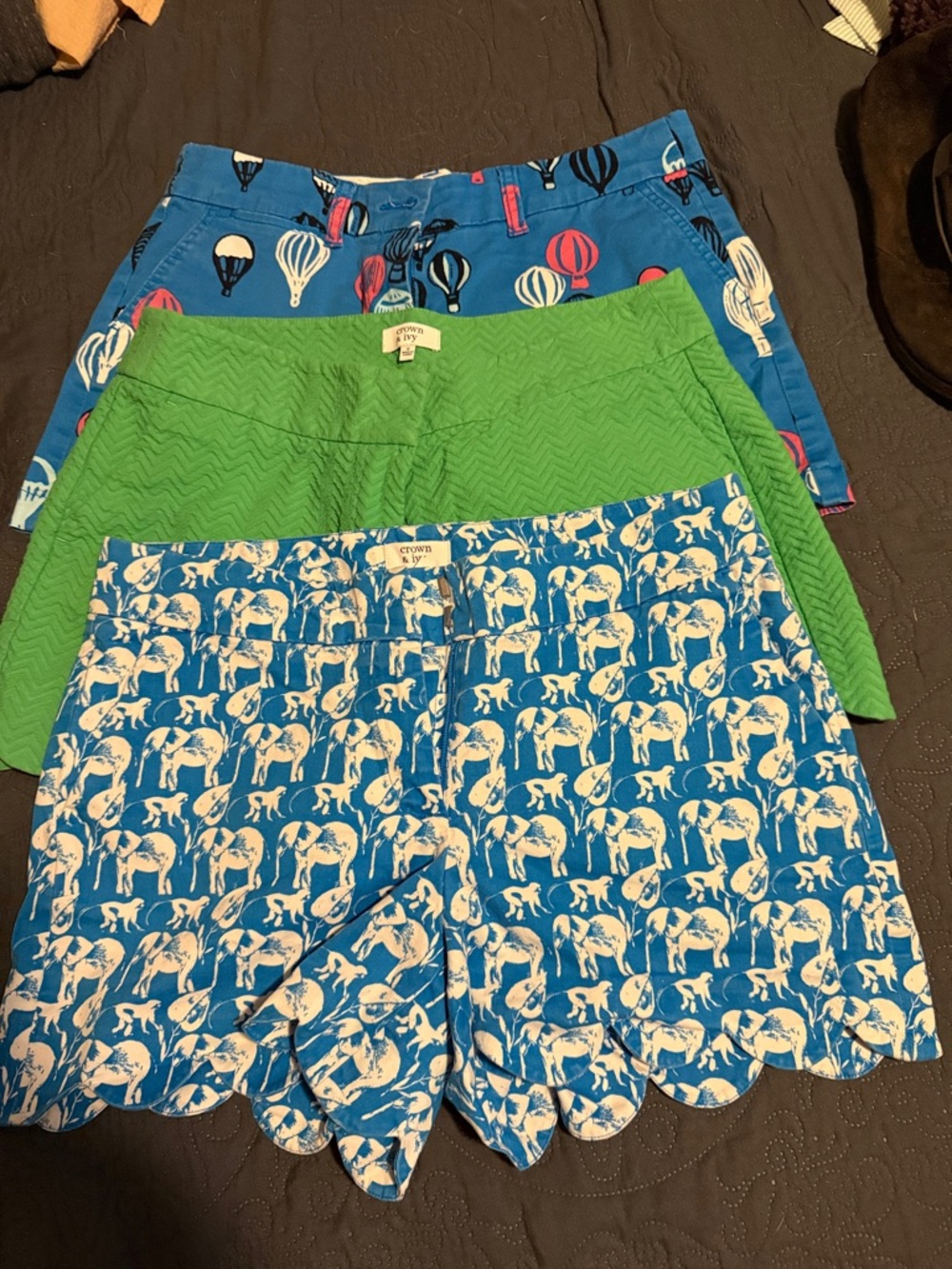 crown & ivy Blue & Green Patterned Woman’s 3 Pieces Shorts